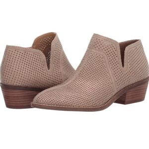 Lucky Brand Feyan Bootie | Stone | Size 9M